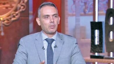 هاني جنينة يفجر مفاجآت عن مستقبل الاقتصاد المصري: “الدولار سينخفض لـ 44 جنيهاً في 2026”